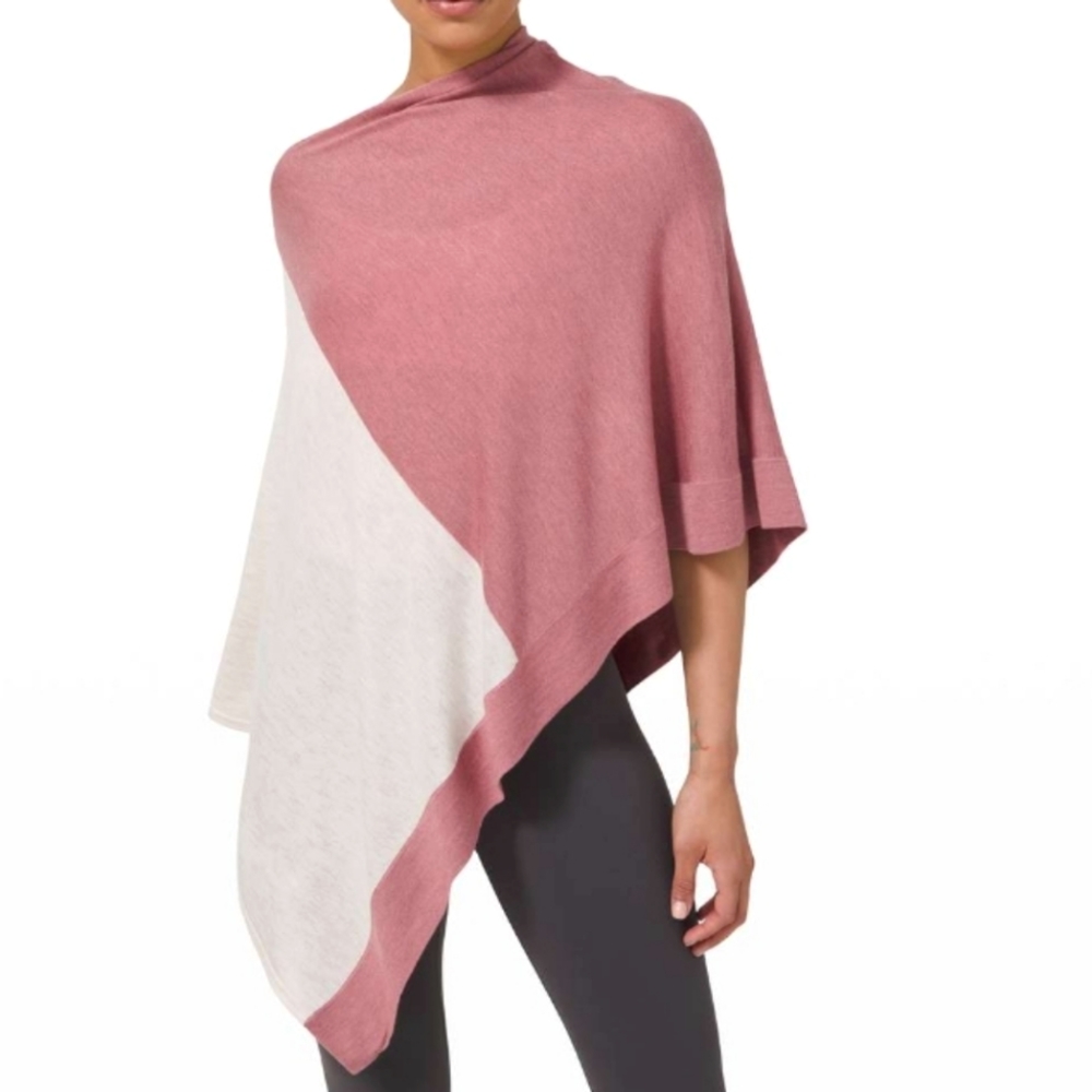 NWT Lululemon Yin PonchoHeathered Cherry Tint / Heathered Dune One size Pink